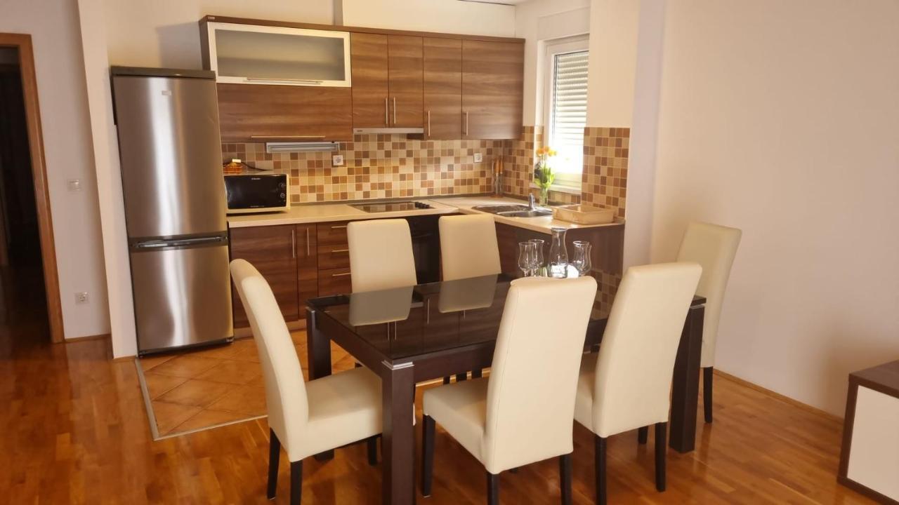 Apartment Nina Makarska Kültér fotó